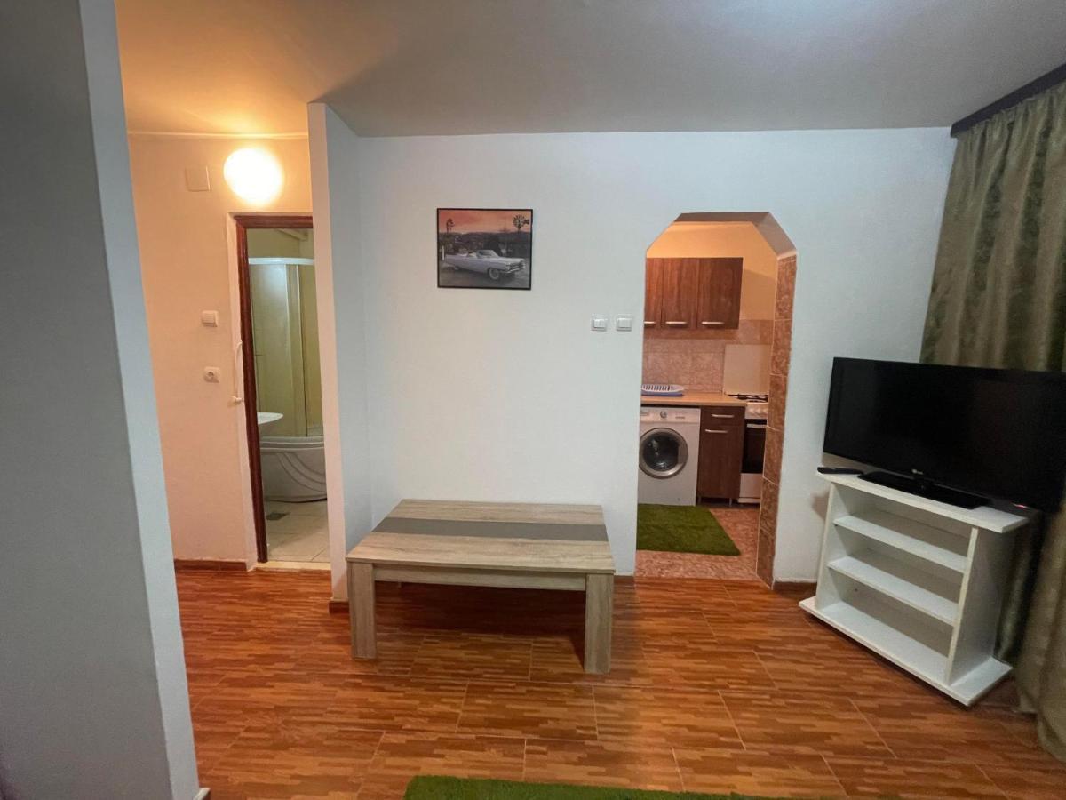 One Room Apartment Ptm Bukarest Exterior foto