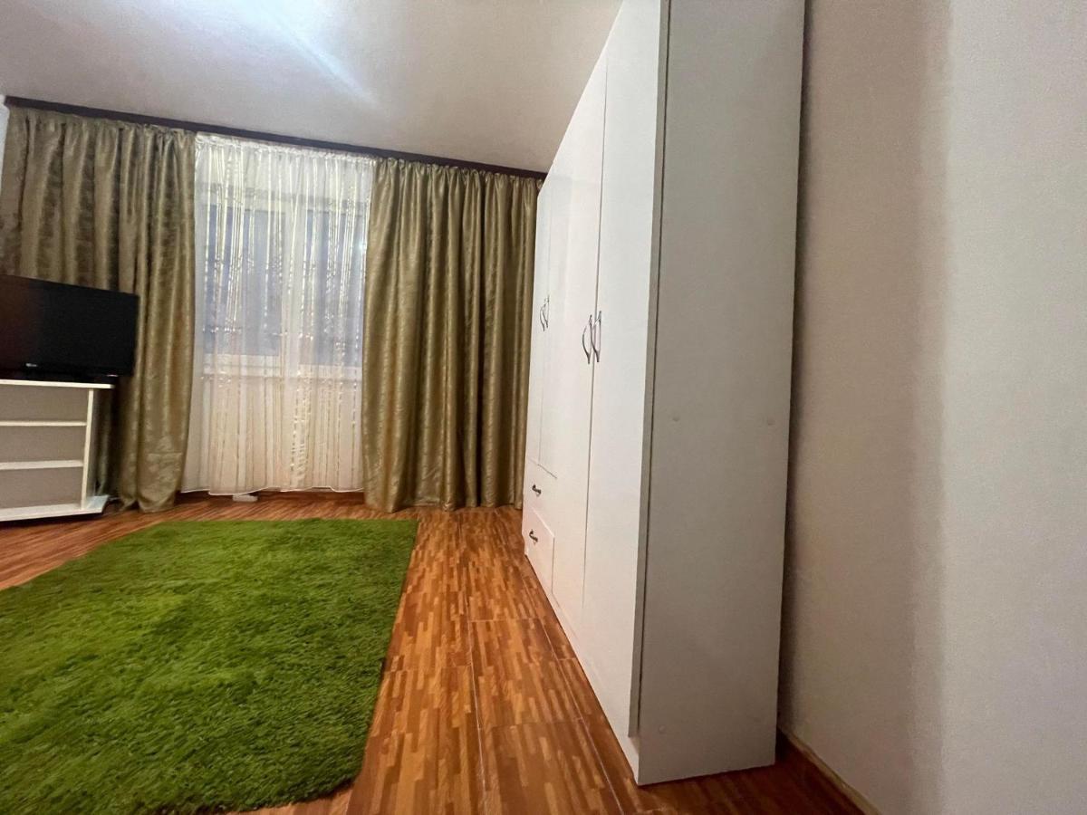 One Room Apartment Ptm Bukarest Exterior foto